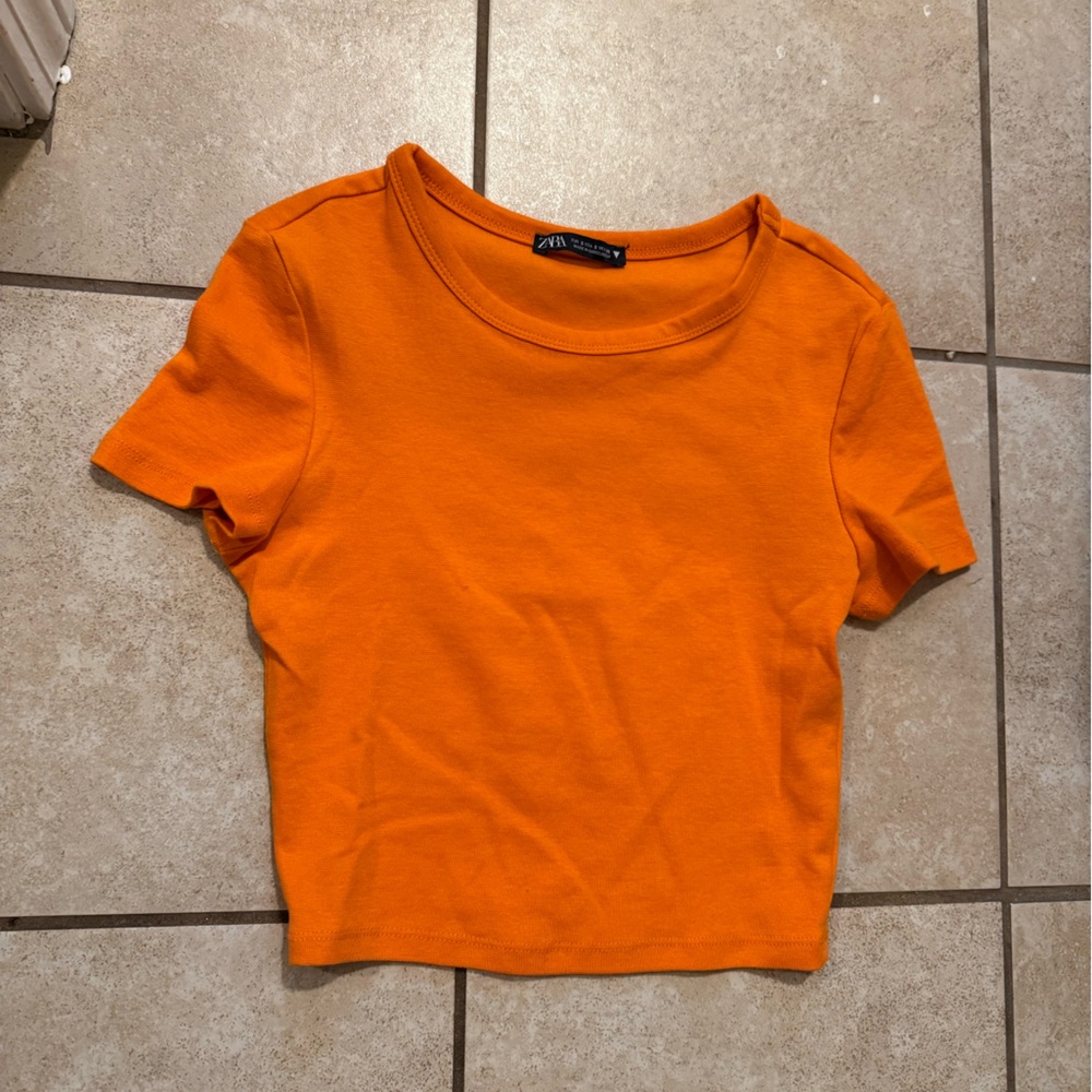 Zara T Shirt - Picture 1 of 2